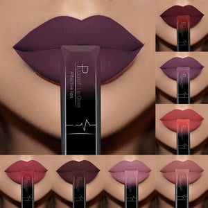 Rouge à lèvre Waterproof Nude mat velours